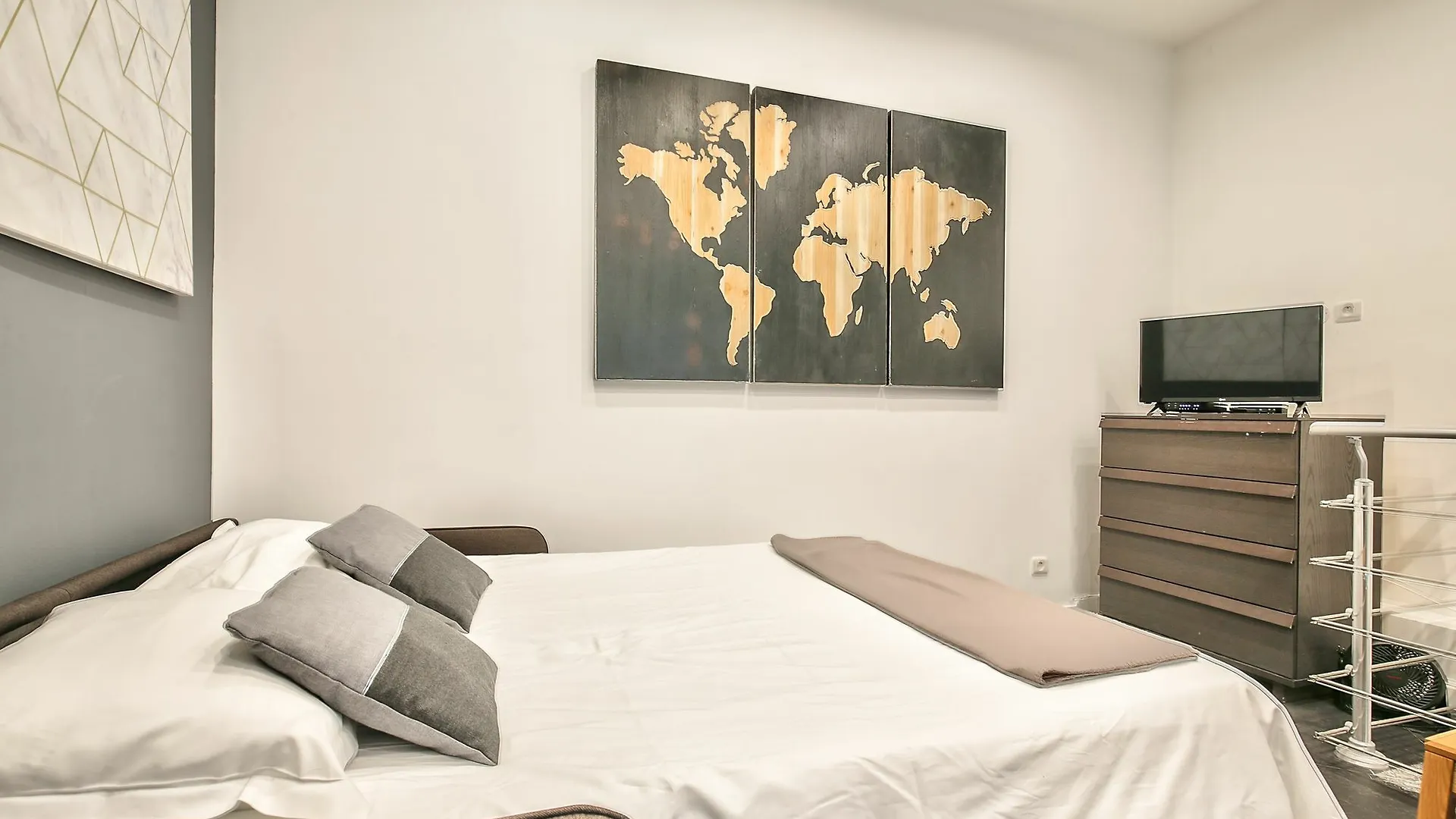 1 - Loft Montorgueil Apartman *